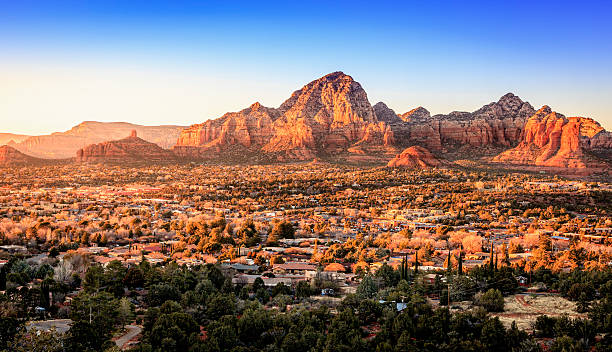 Red rocks of Sedona representing an Arizona community served by Restoration 1 of Avondale’s medical‑grade mold remediation team